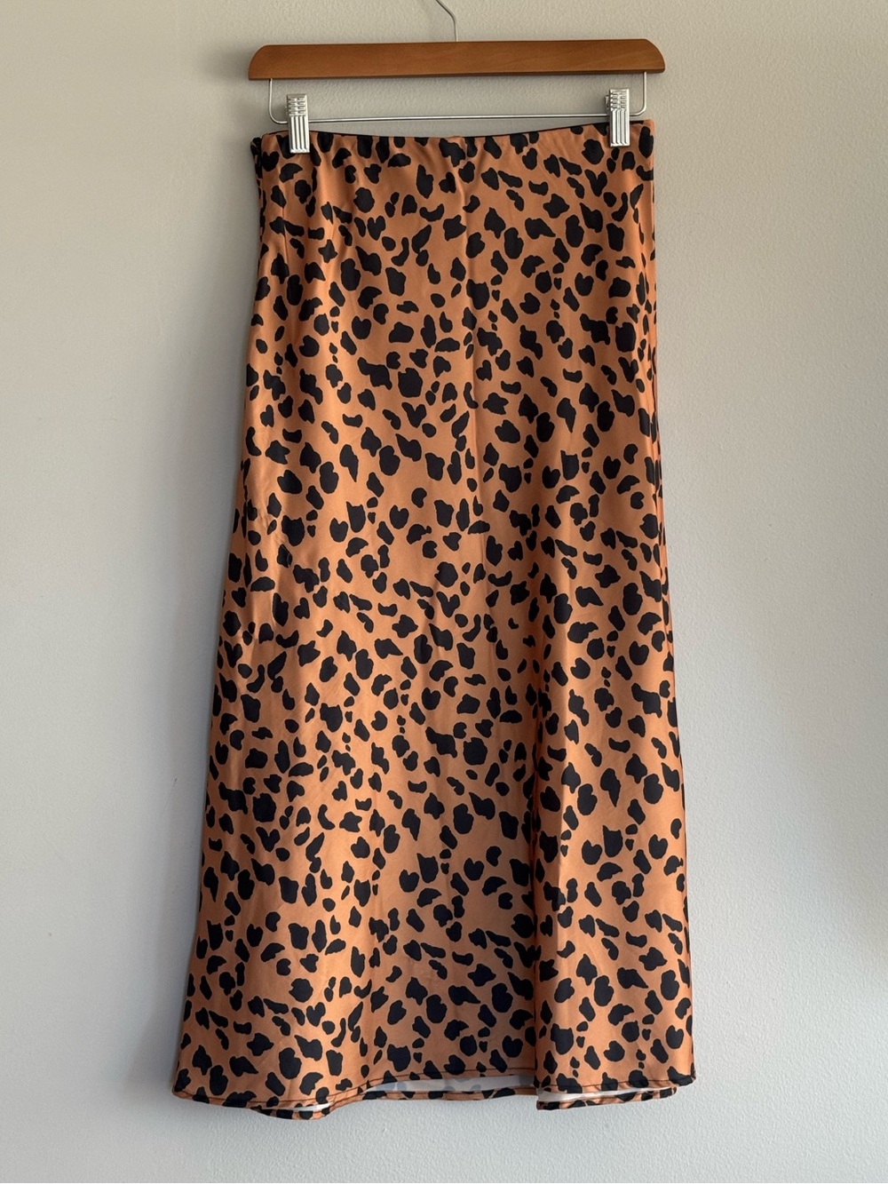 💥SALE💥 UO Animal Leopard Print Long Maxi Skirt Lightweight Unlined Medium